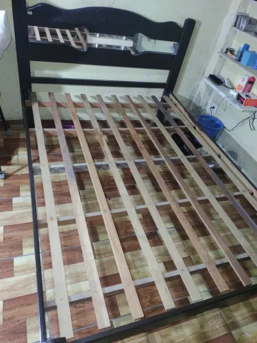 Vende-Se cama de casal