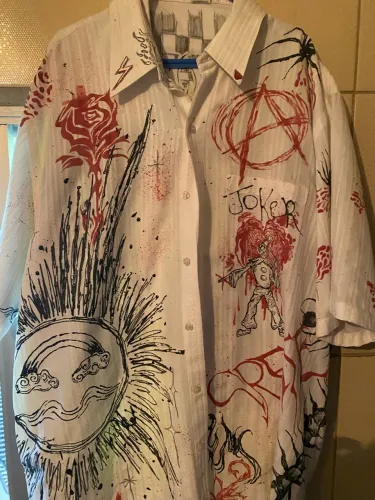 CAMISA CUSTOMIZADA EXCLUSIVA - PEÇA ÚNICA