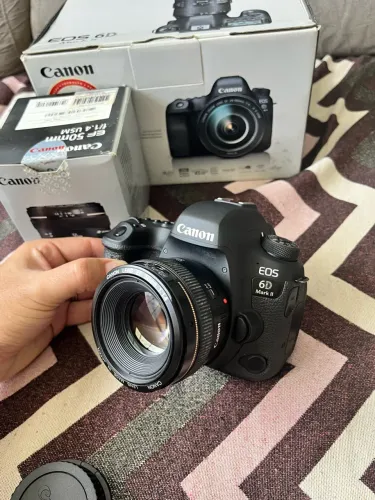 Canon 6d mark ii + 50mm 1.4