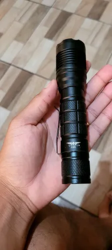 Lanterna de Led Recarregável + Suporte