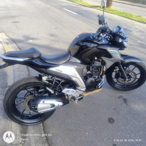 Fazer 250