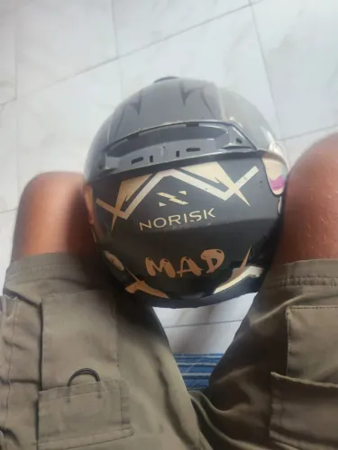 300. vende-se capacete da norisk