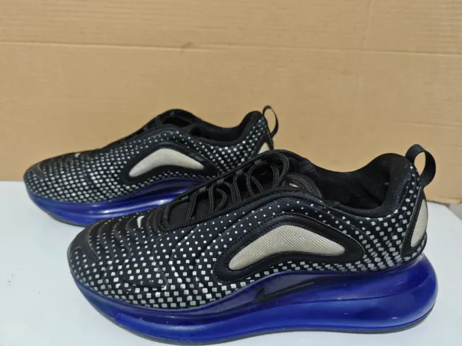 Tênis Nike AirMax 720 tamanho 41