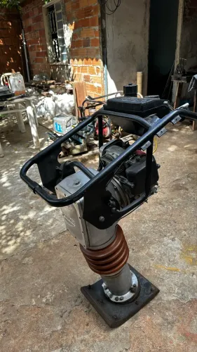 Compactador - Motor Honda GXR120
