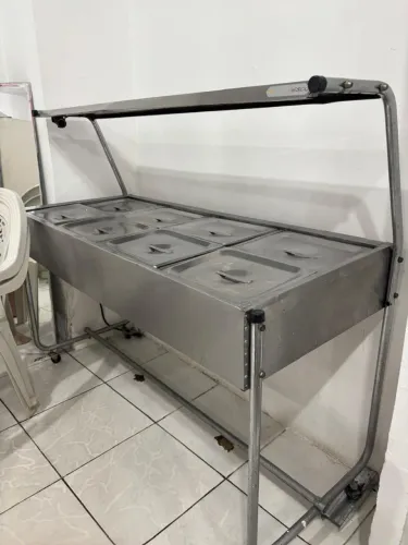 Vende se self service em perfeito funcionamento com 8 cubas