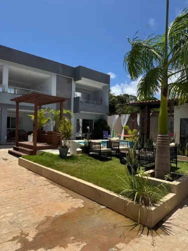 Casa temporada no mosqueiro com salão de jogos e piscina