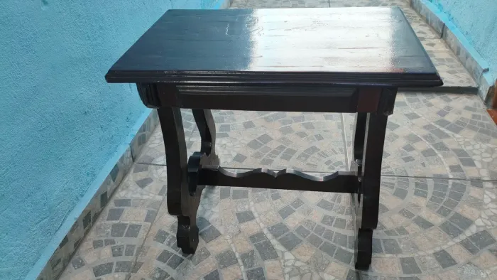 Mesa de centro de madeira