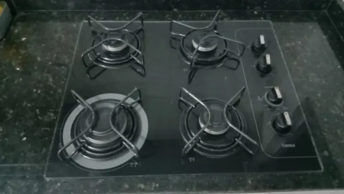 Cooktop Consul 4 bocas vidro temperado ? acendimento automático ? bom estado
