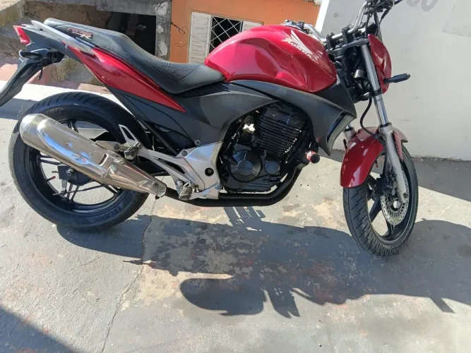 Cb 300 2011