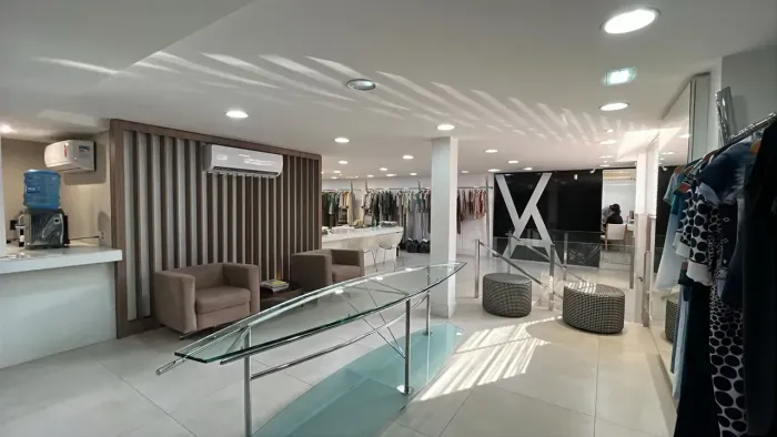 CASA COMERCIAL