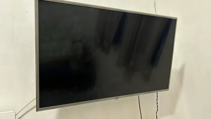 Tv LG para retirada de peças