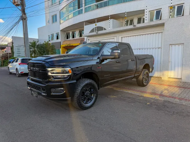Ram 2500 Laram. 6.7 Night ED. TB CD 4X4 DIE 2023