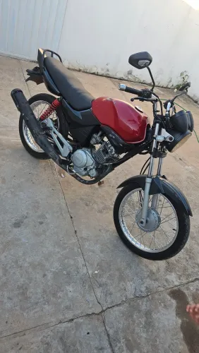 Vende se ybr 125 2003