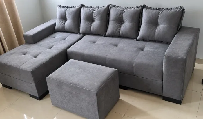 Sofá Chaise Novo, Com Puff de Brinde e Entrega Grátis