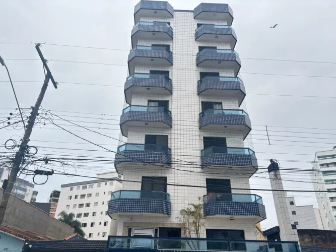 Apartamento à venda em Praia Grande-SP: 2 quartos, 1 sala, 1 banheiro, 1 vaga de garagem -
