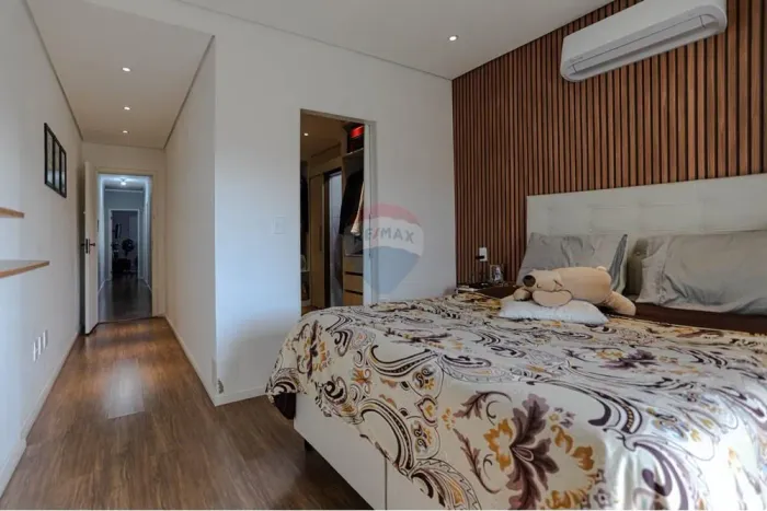 Sobrado amplo com Closet à venda no Jardim Planalto em Mogi das Cruzes
