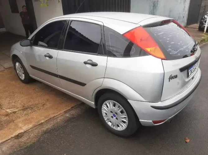 Ford Focus 1.6 S/se/se Plus Flex 8v/16v 5P 2007