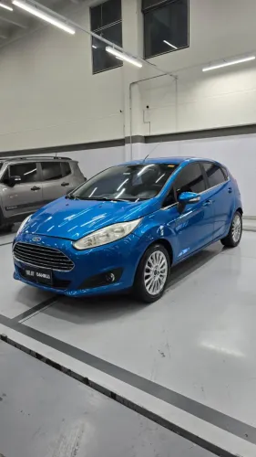 Ford Fiesta Titanium 1.6 16V Flex Mec. 2014