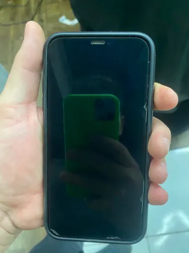 IPHONE 11 EM ÓTIMO ESTADO