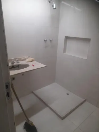 Ladrilheiro disponível a parti de 30 reias o metro 