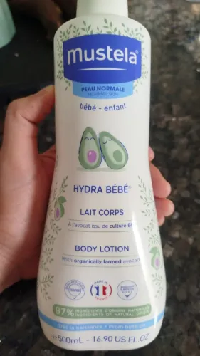 Vendo hidratante mustela.novo 