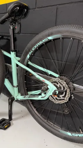 Bicicleta Mountain Bike Oggi