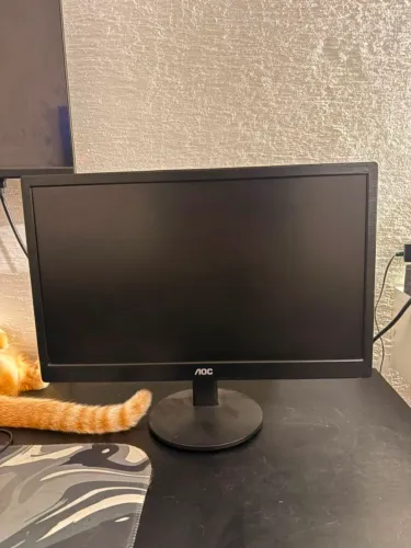Monitor AOC 19" HDMI