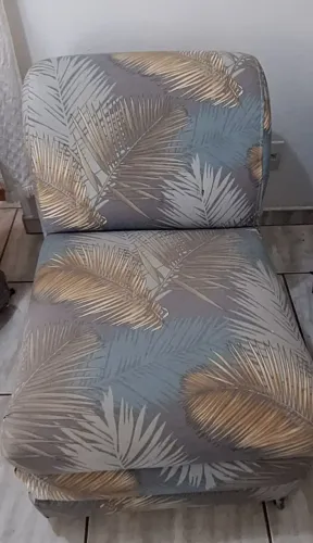 Sofá poltronas individuais forrada com tecido impermeável 250,00 cada