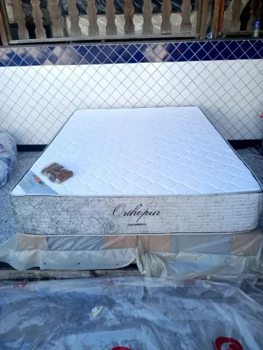 Cama box com Colchão Queen ortobom Orthopur D45, sem uso Aceito cartão e entrego!