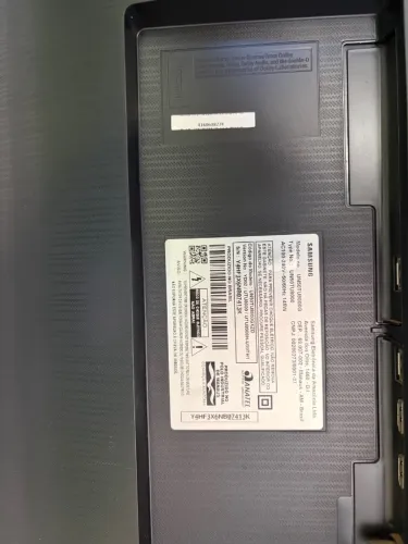 Tv Samsung UN50TU8000 retirada de peças