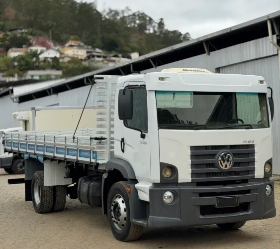 Volkswagen 15-180 constellation 2011