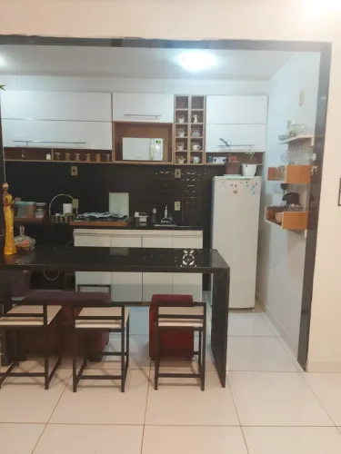 Ap 2Q reformado 1° andar c/ elevadores segurança e portaria 24:H