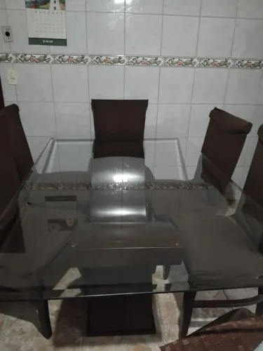 VENDO MESA DE VIDRO