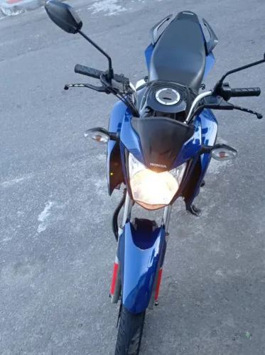 Vendo moto seminovo 