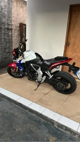Honda CB 1000r