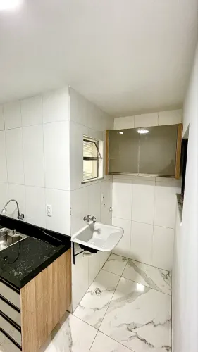 Apartamento Algarobas 3 na principal (entrada do condomínio)