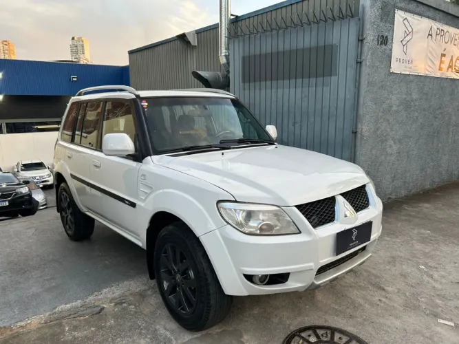 Mitsubishi Pajero TR4 2.0 Flex 16V 4X2 Aut. 2012