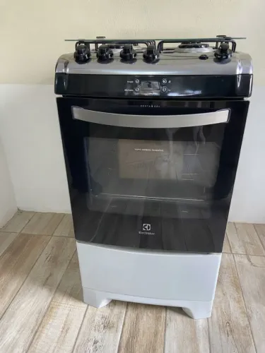 Fogão Electrolux 4 bocas + Timer - 52LBR - Pouquíssimo uso