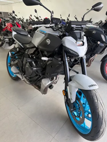 YAMAHA MT-07 ABS 2026