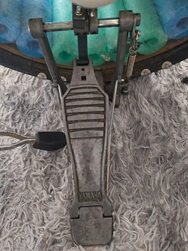 Pedal de Bumbo Yamaha Vintage Made in England - Correia de Couro
