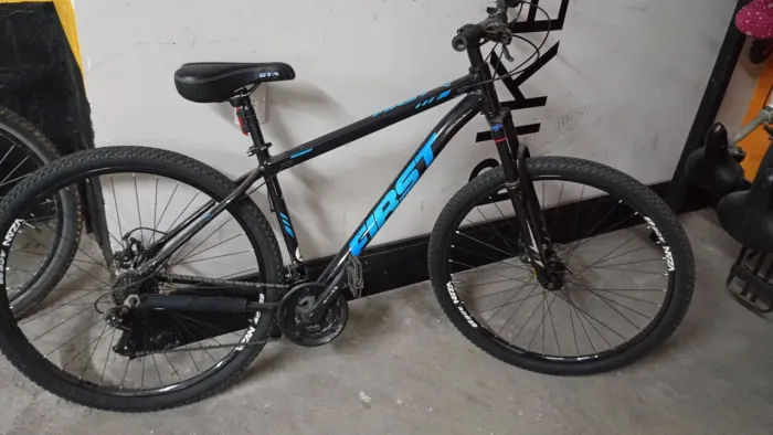 Bicicleta GTS aro 29 freio a disco 