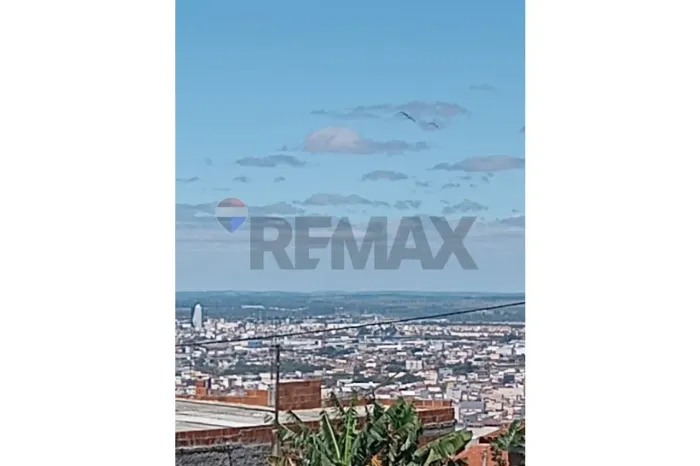 Terreno de 140 m2 ideal para construir- Excelente Oportunidade !