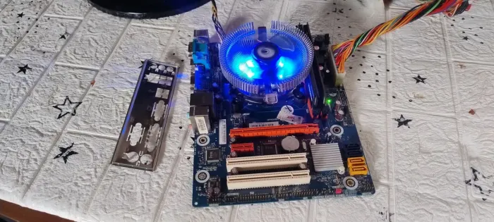 Placa mãe 1150 + 10gb memória ram + core i3 4160