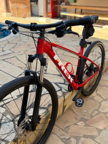 Bicicleta TREK Marlin 7 aro 29 
