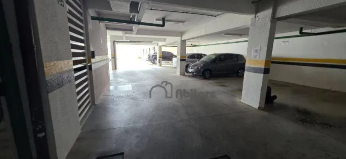 Apartamento com 2 dormitórios para alugar, 70 m² por R$ 3.107,66/mês - Jardim Refúgio - So