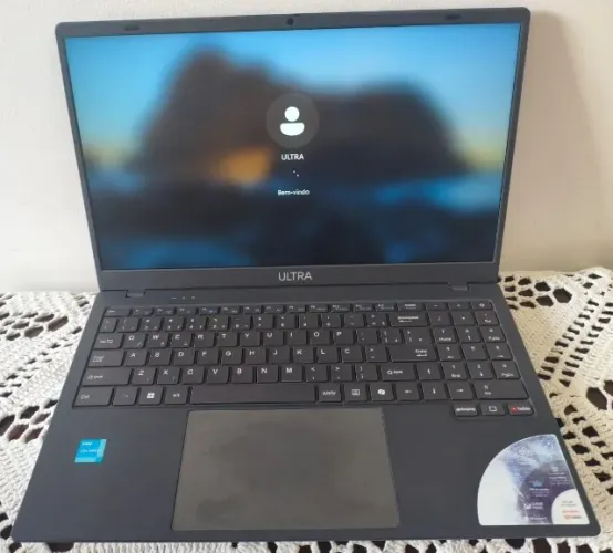 VENDO NOTEBOOK MULTI ULTRA