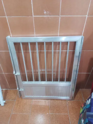 Portão de alumínio 0x67 X 80 altura