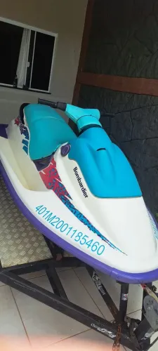 Sea doo bombardier 