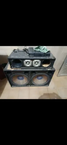 VENDO CAIXA DE SOM.