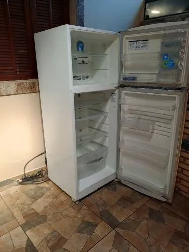 Vendo essa geladeira
